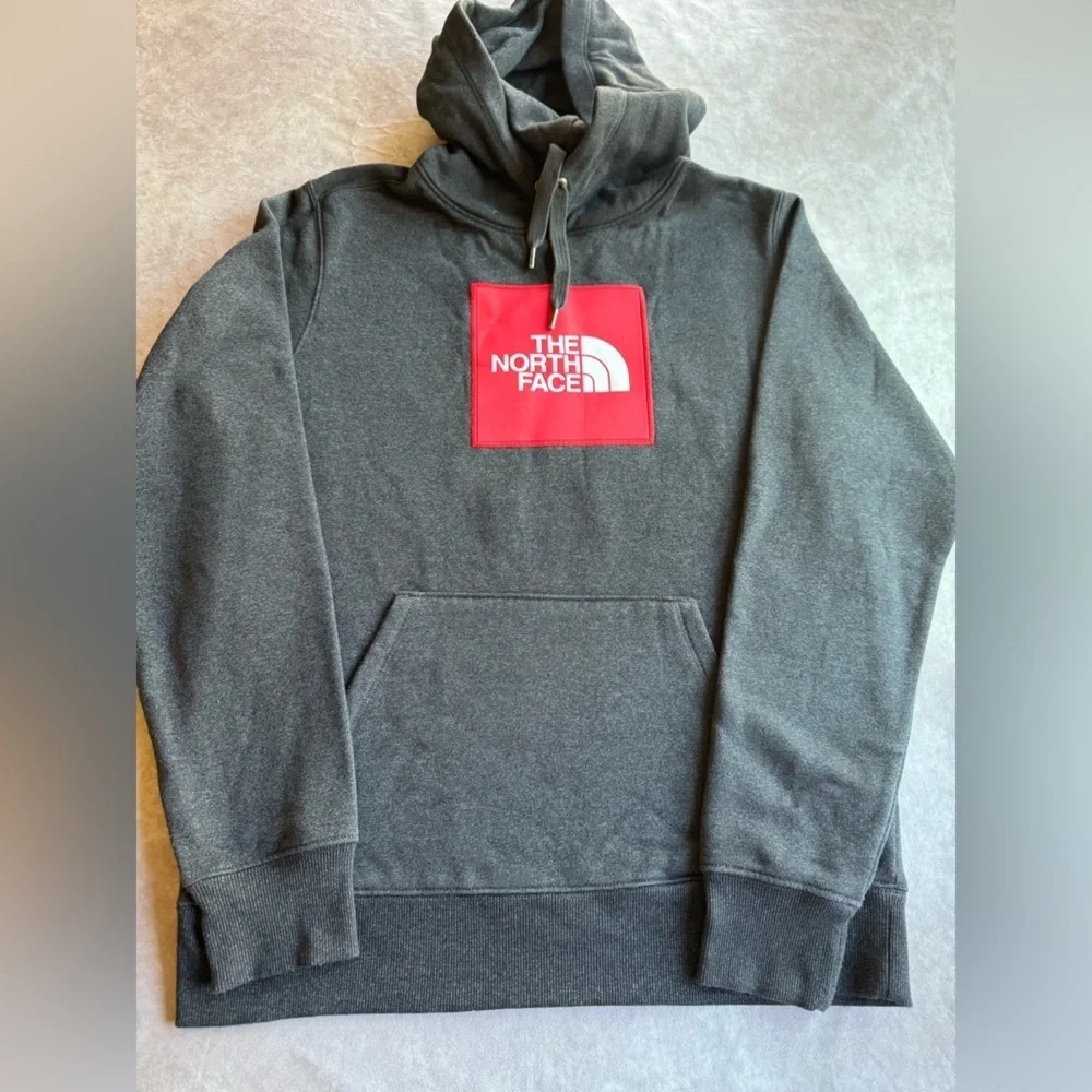 The North Face gray  Hoodie with red Accent